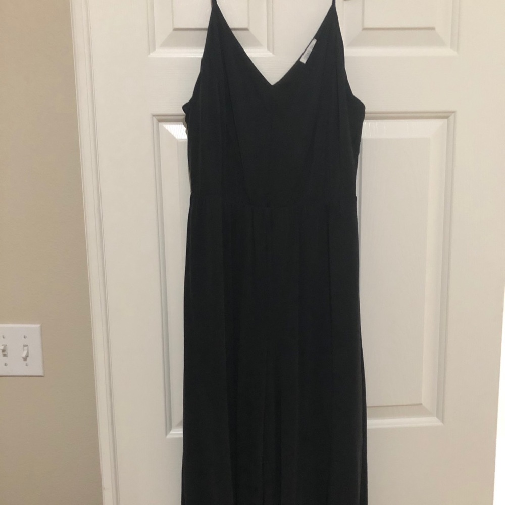Selling this black jumpsuit